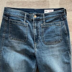 GAP Women’s 70s Flair Patch Pocket Jeans
